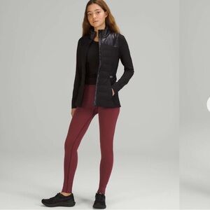 Lululemon Keep the Heat High-Rise Tight 27"
Mulled Wine